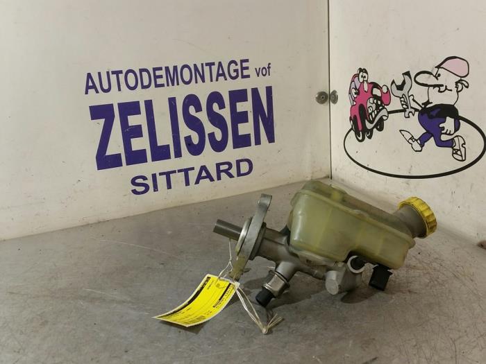Gebruikte Hoofdremcilinder Subaru Vivio (KK/KW3) 0.7 GLi,GLi ECVT Prijs € 36,75 Margeregeling aangeboden door Zelissen V.O.F. autodemontage