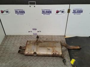 Gebruikte Uitlaat Einddemper Citroen C4 Grand Picasso (UA) 2.0 HDiF 16V 135 Prijs € 52,50 Margeregeling aangeboden door Zelissen V.O.F. autodemontage