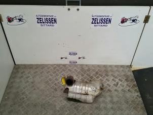 Gebruikte Roetfilter Citroen C4 Grand Picasso (UA) 2.0 HDiF 16V 135 Prijs € 236,25 Margeregeling aangeboden door Zelissen V.O.F. autodemontage