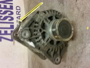 Gebruikte Dynamo Renault Scénic I (JA) 2.0 16V IDE Prijs € 42,00 Margeregeling aangeboden door Zelissen V.O.F. autodemontage