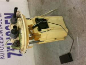 Gebruikte Benzinepomp Peugeot 207/207+ (WA/WC/WM) 1.6 HDi 16V Prijs € 47,25 Margeregeling aangeboden door Zelissen V.O.F. autodemontage