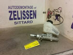 Gebruikte Hoofdremcilinder Ford Mondeo III Wagon 1.8 16V Prijs € 47,25 Margeregeling aangeboden door Zelissen V.O.F. autodemontage