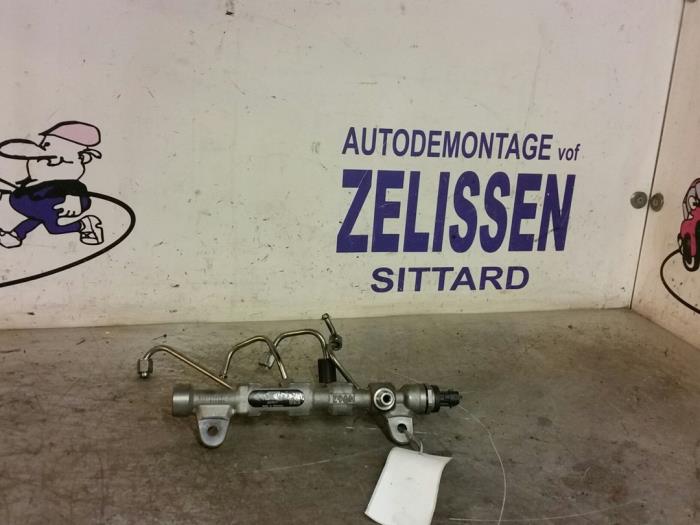 Gebruikte Common rail (Injectie) Opel Insignia Sports Tourer 2.0 CDTI 16V 140 ecoFLEX Prijs € 99,75 Margeregeling aangeboden door Zelissen V.O.F. autodemontage