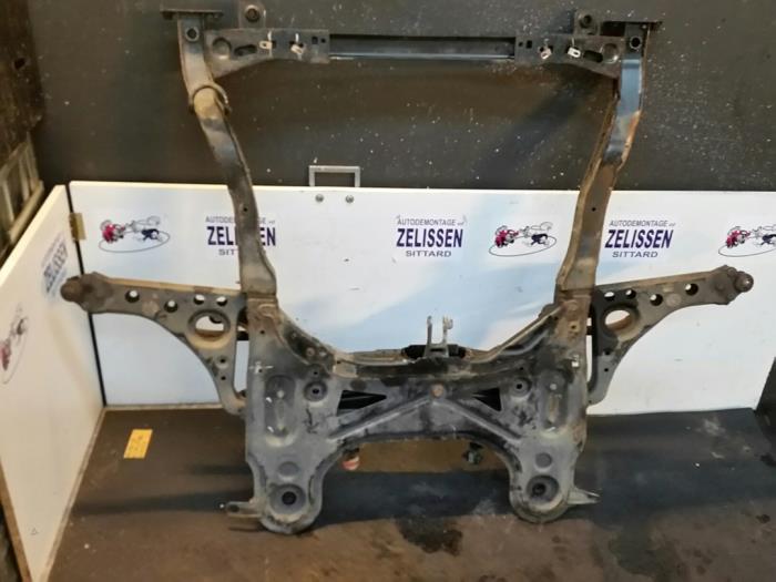 Gebruikte Subframe Opel Mokka/Mokka X 1.6 16V EcoFlex 4x2 Prijs € 288,75 Margeregeling aangeboden door Zelissen V.O.F. autodemontage