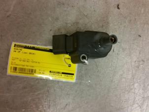 Bobine van een Volkswagen Up! (121) 1.0 12V 60 2014