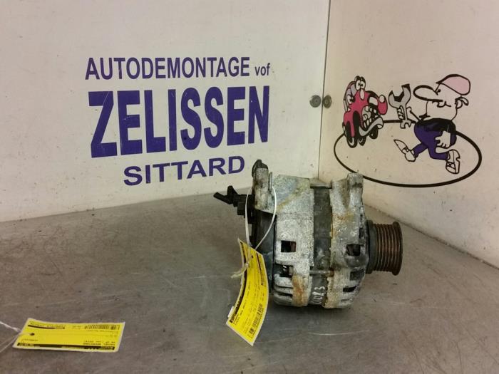 Gebruikte Dynamo Iveco New Daily V 29L13V, 35C13V, 35S13V, 40C13V, 40S13V Prijs € 105,00 Margeregeling aangeboden door Zelissen V.O.F. autodemontage