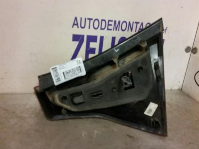 Achterlicht rechts van een Dacia Sandero I (BS) 1.2 16V 2010