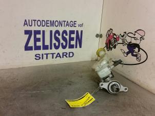 Gebruikte Hoofdremcilinder Peugeot 207 SW (WE/WU) 1.4 16V Vti Prijs € 26,25 Margeregeling aangeboden door Zelissen V.O.F. autodemontage