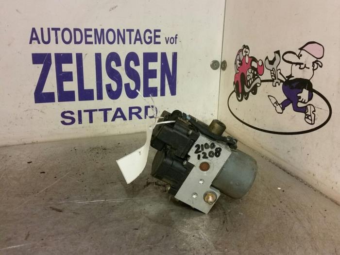 Gebruikte ABS Pomp Opel Astra G Caravan (F35) 1.6 16V Prijs € 78,75 Margeregeling aangeboden door Zelissen V.O.F. autodemontage