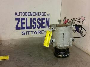 Gebruikte Pomp Airco Ford Fiesta 5 (JD/JH) 1.6 16V Prijs € 152,25 Margeregeling aangeboden door Zelissen V.O.F. autodemontage