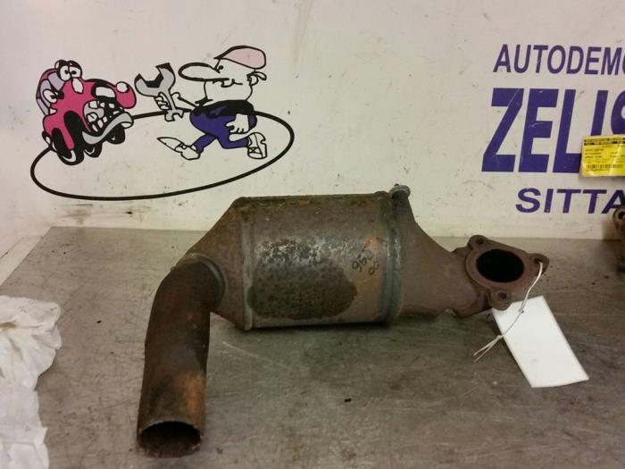 Gebruikte Katalysator Fiat Doblo Cargo (223) 1.3 D 16V Multijet DPF Prijs op aanvraag aangeboden door Zelissen V.O.F. autodemontage