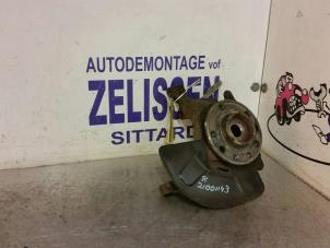 Gebruikte Wielnaaf voor Opel Zafira (M75) 1.9 CDTI 16V Prijs € 42,00 Margeregeling aangeboden door Zelissen V.O.F. autodemontage
