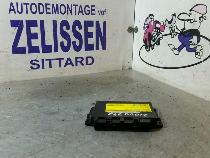 Gebruikte BCM Mercedes S (W220) Prijs € 99,75 Margeregeling aangeboden door Zelissen V.O.F. autodemontage