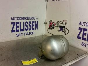 Gebruikte Luchtketel Mercedes S (W220) Prijs € 31,50 Margeregeling aangeboden door Zelissen V.O.F. autodemontage