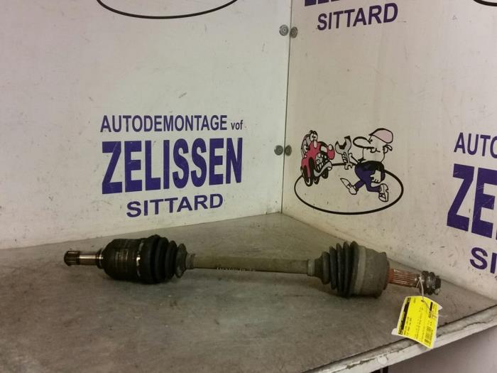 Gebruikte Steekas links-voor Fiat Panda (169) 1.2 Fire Prijs € 50,82 Inclusief btw aangeboden door Zelissen V.O.F. autodemontage