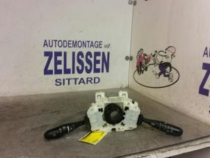 Gebruikte Stuurkolomschakelaar Mitsubishi Colt (Z2/Z3) 1.3 16V Prijs € 78,75 Margeregeling aangeboden door Zelissen V.O.F. autodemontage