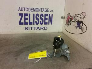 Gebruikte Sleutel + Contactslot Mitsubishi Colt (Z2/Z3) 1.3 16V Prijs € 52,50 Margeregeling aangeboden door Zelissen V.O.F. autodemontage