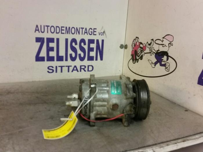 Gebruikte Aircopomp Mercedes Vito (638.1/2) 2.2 CDI 110 16V Prijs € 105,00 Margeregeling aangeboden door Zelissen V.O.F. autodemontage