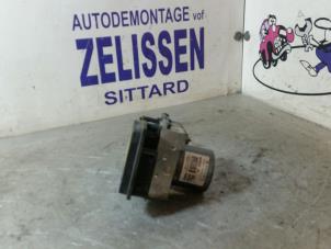 Gebruikte ABS Pomp Fiat Grande Punto (199) 1.4 16V Prijs € 183,75 Margeregeling aangeboden door Zelissen V.O.F. autodemontage