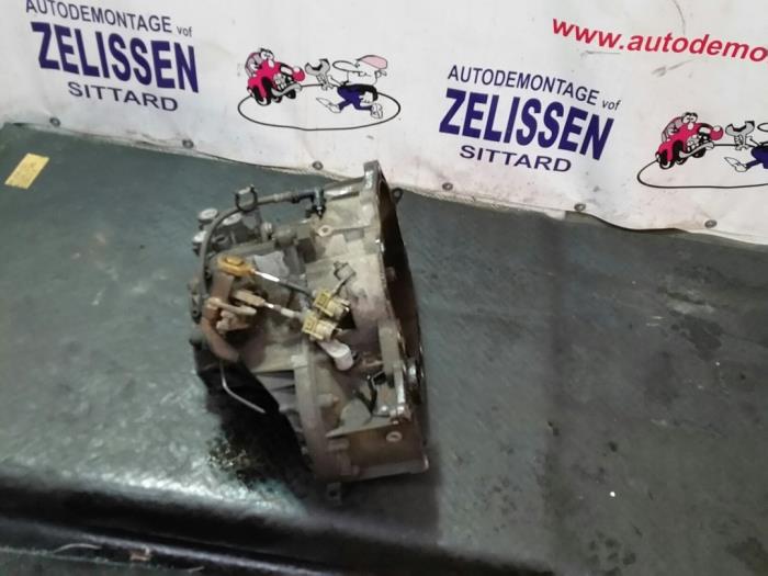 Gebruikte Versnellingsbak Opel Zafira (F75) 2.0 16V Turbo OPC Prijs € 498,75 Margeregeling aangeboden door Zelissen V.O.F. autodemontage