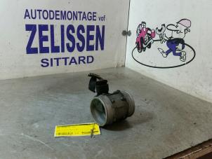 Gebruikte Luchtmassameter Opel Vectra C GTS 2.2 16V Prijs € 26,25 Margeregeling aangeboden door Zelissen V.O.F. autodemontage