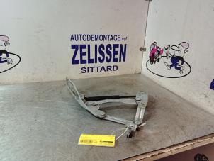 Gebruikte Amortisseur Motorkap links Audi TT (8N3) 1.8 20V Turbo Prijs € 21,00 Margeregeling aangeboden door Zelissen V.O.F. autodemontage