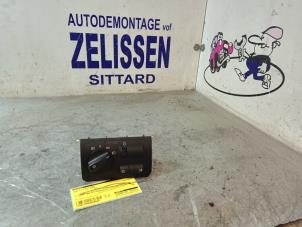 Gebruikte Schakelaar Licht BMW X5 (E53) 3.0 24V Prijs € 36,75 Margeregeling aangeboden door Zelissen V.O.F. autodemontage