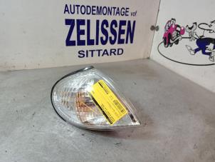Gebruikte Knipperlichtglas rechts Nissan Almera (N16) 1.5 16V Prijs € 15,75 Margeregeling aangeboden door Zelissen V.O.F. autodemontage