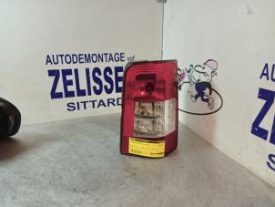 Gebruikte Achterlicht rechts Citroen Berlingo 1.6 Hdi 16V 90 Prijs € 26,25 Margeregeling aangeboden door Zelissen V.O.F. autodemontage