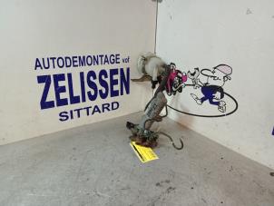 Gebruikte Hoofdremcilinder Mitsubishi Space Star (DG) 1.6 16V Prijs € 47,25 Margeregeling aangeboden door Zelissen V.O.F. autodemontage