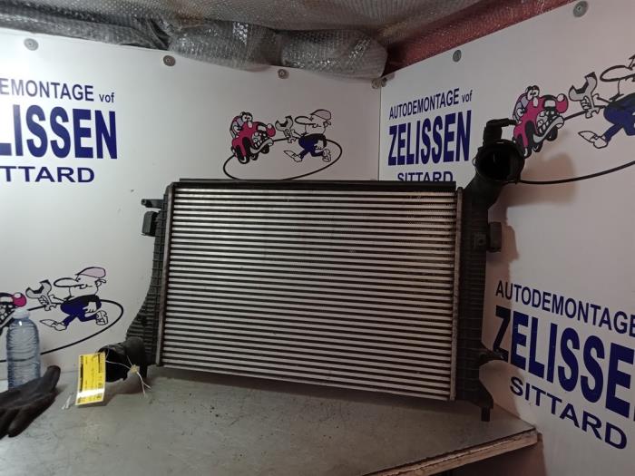 Gebruikte Intercooler Volkswagen Golf Plus (5M1/1KP) 1.9 TDI 105 Prijs € 52,50 Margeregeling aangeboden door Zelissen V.O.F. autodemontage