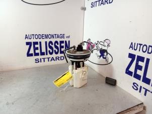 Gebruikte Benzinepomp Ford Fiesta 6 (JA8) 1.25 16V Prijs € 63,00 Margeregeling aangeboden door Zelissen V.O.F. autodemontage