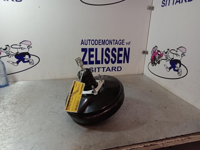 Rembekrachtiger van een Ford Fiesta 6 (JA8) 1.25 16V 2009