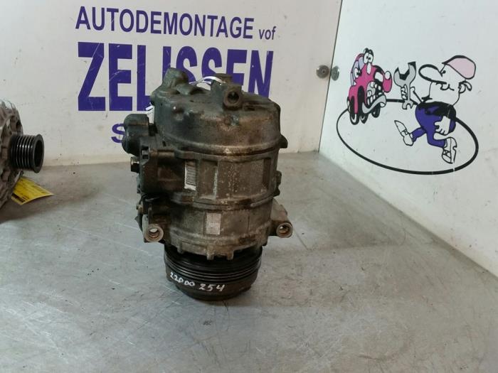 Gebruikte Aircopomp BMW 3 serie (E46/4) 320i 24V Prijs € 68,25 Margeregeling aangeboden door Zelissen V.O.F. autodemontage