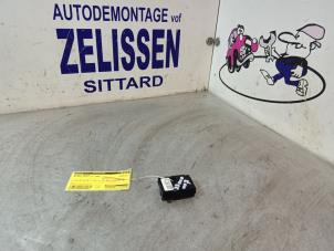 Gebruikte Airbag Sensor Volkswagen Golf Plus (5M1/1KP) 1.6 Prijs € 10,50 Margeregeling aangeboden door Zelissen V.O.F. autodemontage