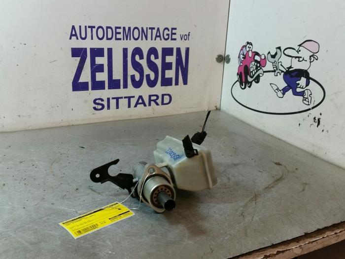 Gebruikte Hoofdremcilinder Seat Alhambra (7V8/9) 2.0 Prijs € 36,75 Margeregeling aangeboden door Zelissen V.O.F. autodemontage