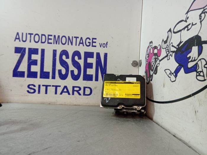 Gebruikte ABS Pomp Audi A4 (B6) 2.0 20V Prijs € 131,25 Margeregeling aangeboden door Zelissen V.O.F. autodemontage