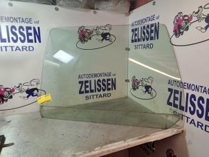 Gebruikte Deurruit 4Deurs links-achter Seat Alhambra (7V8/9) 2.0 Prijs € 42,00 Margeregeling aangeboden door Zelissen V.O.F. autodemontage