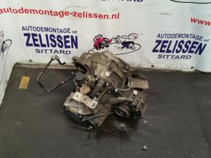 Gebruikte Versnellingsbak Volkswagen New Beetle (9C1/9G1) 2.0 Prijs € 367,50 Margeregeling aangeboden door Zelissen V.O.F. autodemontage