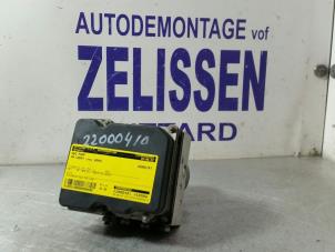 Gebruikte ABS Pomp Volkswagen Caddy III (2KA,2KH,2CA,2CH) 2.0 SDI Prijs € 89,25 Margeregeling aangeboden door Zelissen V.O.F. autodemontage