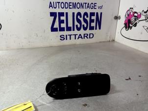 Gebruikte Schakelaar Elektrisch Raam Citroen C3 (SC) 1.4 Prijs € 31,50 Margeregeling aangeboden door Zelissen V.O.F. autodemontage