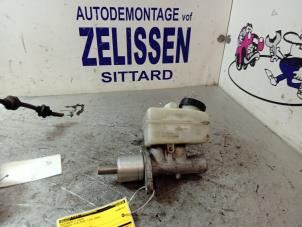 Gebruikte Hoofdremcilinder Mercedes A (W169) 1.7 A-170 Prijs € 42,00 Margeregeling aangeboden door Zelissen V.O.F. autodemontage