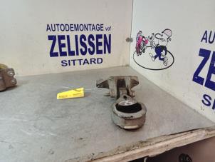 Gebruikte Motorsteun Renault Megane III Grandtour (KZ) 1.4 16V TCe 130 Prijs € 47,25 Margeregeling aangeboden door Zelissen V.O.F. autodemontage