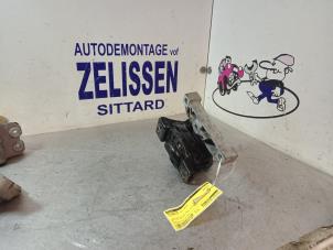 Gebruikte Motorrubber Citroen C3 (SC) 1.4 Prijs € 42,00 Margeregeling aangeboden door Zelissen V.O.F. autodemontage