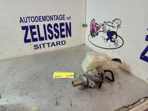 Gebruikte Hoofdremcilinder Ford Focus 3 1.6 Ti-VCT 16V 125 Prijs € 47,25 Margeregeling aangeboden door Zelissen V.O.F. autodemontage