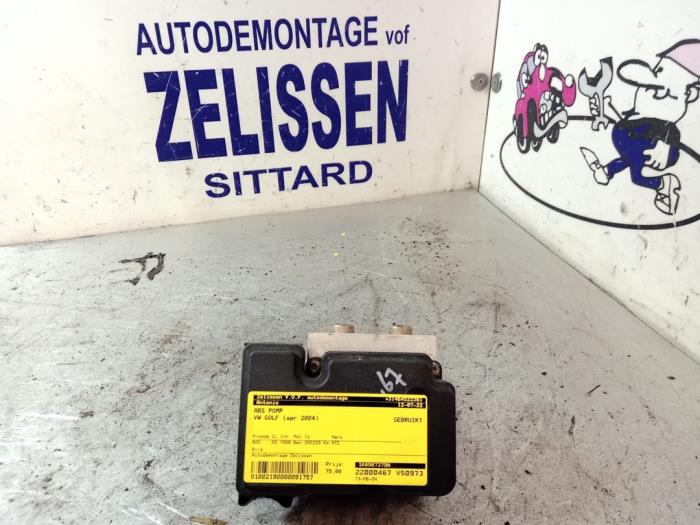 Gebruikte ABS Pomp Volkswagen Golf V (1K1) 1.6 FSI 16V Prijs € 78,75 Margeregeling aangeboden door Zelissen V.O.F. autodemontage