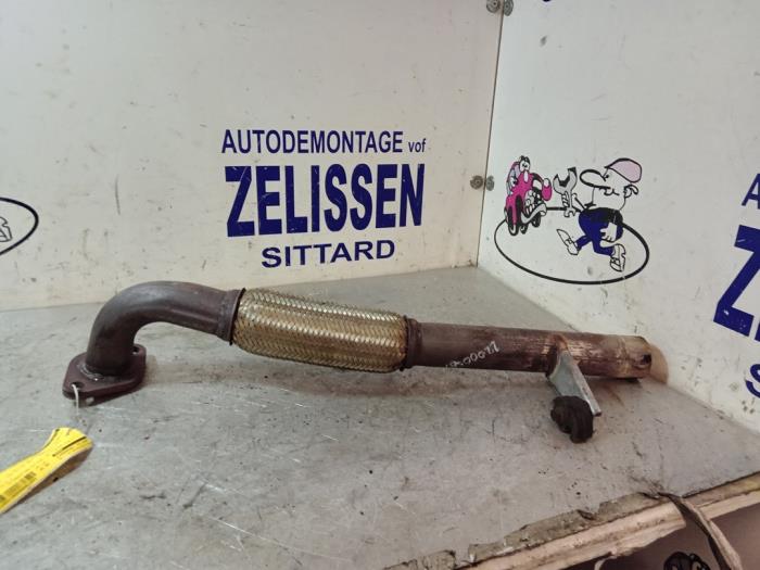 Gebruikte Uitlaat Tussenpijp Mitsubishi Space Star (DG) 1.6 16V Prijs € 26,25 Margeregeling aangeboden door Zelissen V.O.F. autodemontage