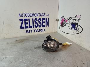 Gebruikte Mistlamp rechts-voor Volkswagen Jetta IV (162/16A) 1.4 TSI 122 16V Prijs € 21,00 Margeregeling aangeboden door Zelissen V.O.F. autodemontage