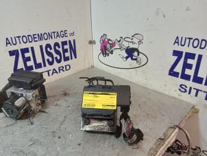 Gebruikte ABS Pomp Lexus IS 250 Prijs € 236,25 Margeregeling aangeboden door Zelissen V.O.F. autodemontage