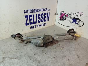 Gebruikte Ruitenwismotor + Mechaniek Lexus IS 250 Prijs € 152,25 Margeregeling aangeboden door Zelissen V.O.F. autodemontage